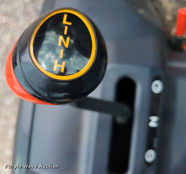 image for item IQ9954 Kioti CX2510  MFWD tractor