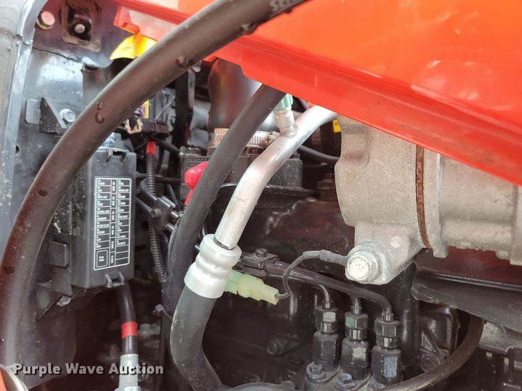 image for item IQ9954 Kioti CX2510  MFWD tractor