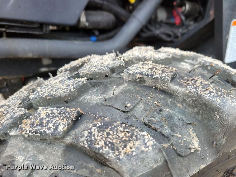 image for item IQ9954 Kioti CX2510  MFWD tractor