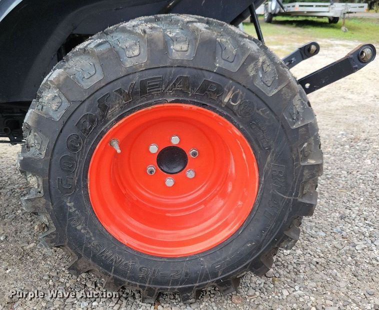 image for item IQ9954 Kioti CX2510  MFWD tractor