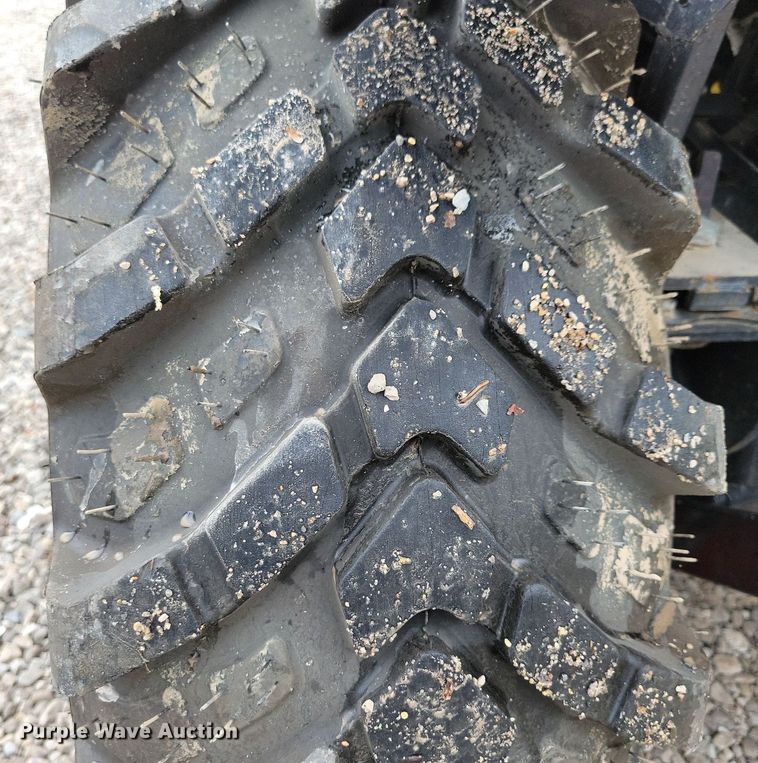 image for item IQ9954 Kioti CX2510  MFWD tractor