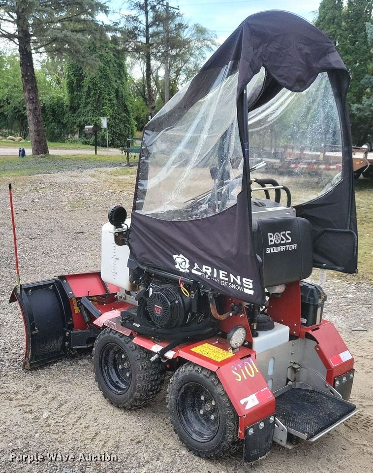 image for item IQ9955 2020 Boss Snowrator  snow pusher