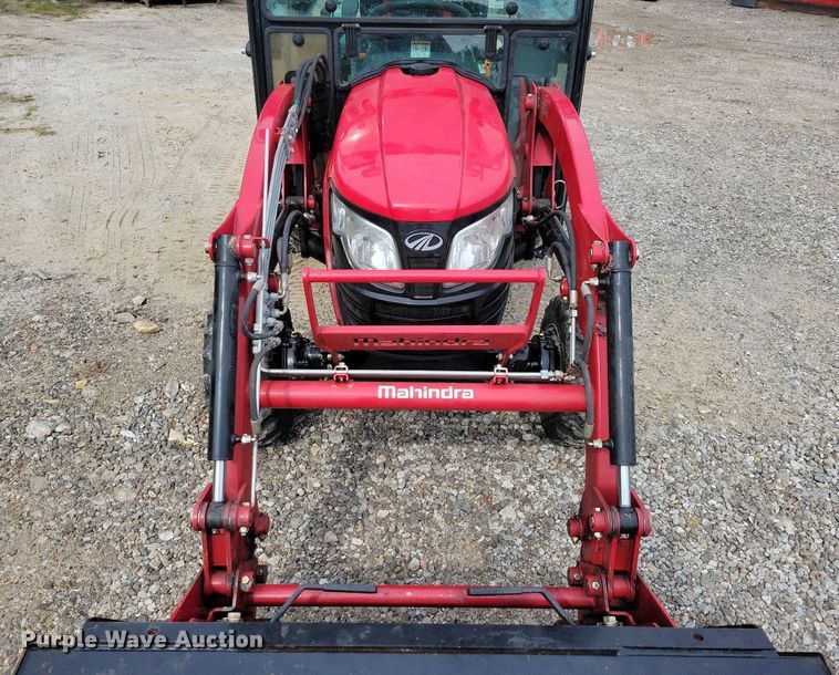 image for item IQ9956 2018 Mahindra eMax25 HST  MFWD tractor