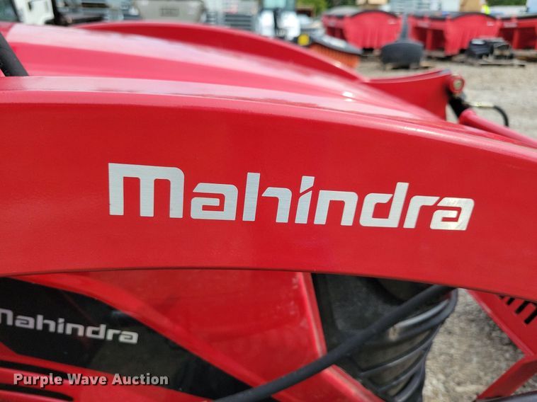 image for item IQ9956 2018 Mahindra eMax25 HST  MFWD tractor