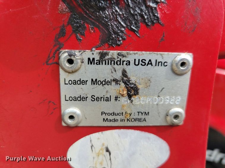 image for item IQ9956 2018 Mahindra eMax25 HST  MFWD tractor