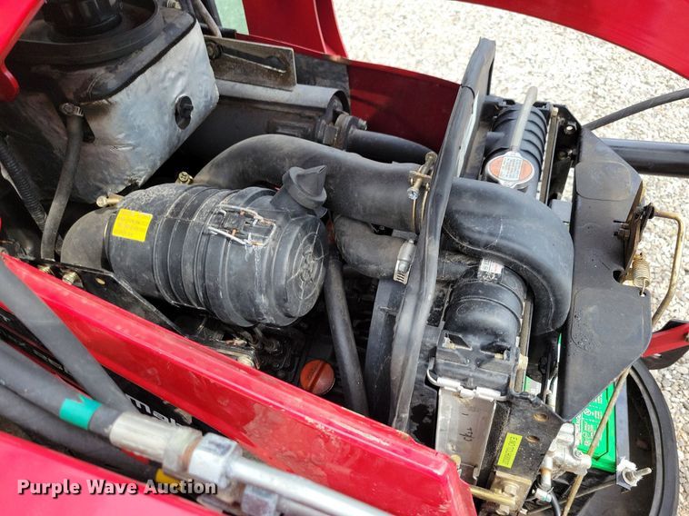 image for item IQ9956 2018 Mahindra eMax25 HST  MFWD tractor