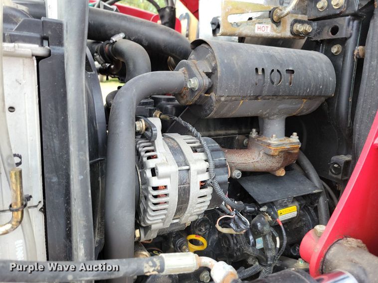 image for item IQ9956 2018 Mahindra eMax25 HST  MFWD tractor