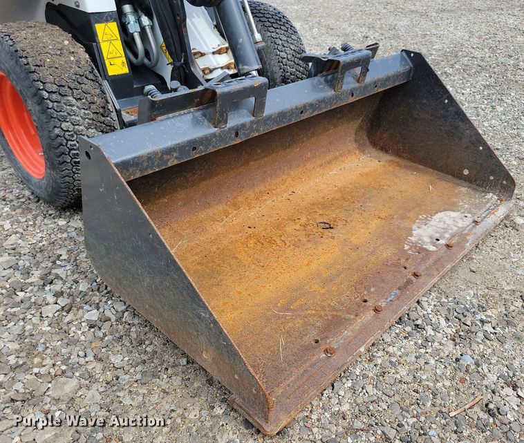image for item IQ9957 2021 Bobcat L28  compact wheel loader