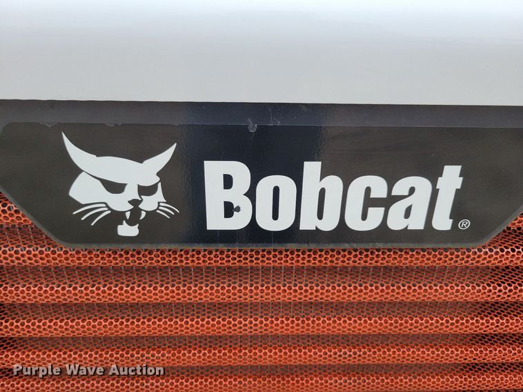 image for item IQ9957 2021 Bobcat L28  compact wheel loader