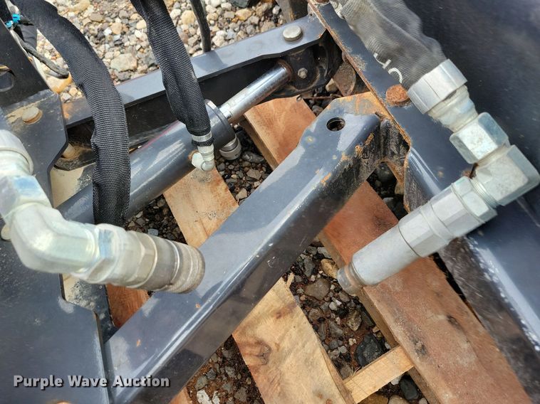 image for item IQ9957 2021 Bobcat L28  compact wheel loader