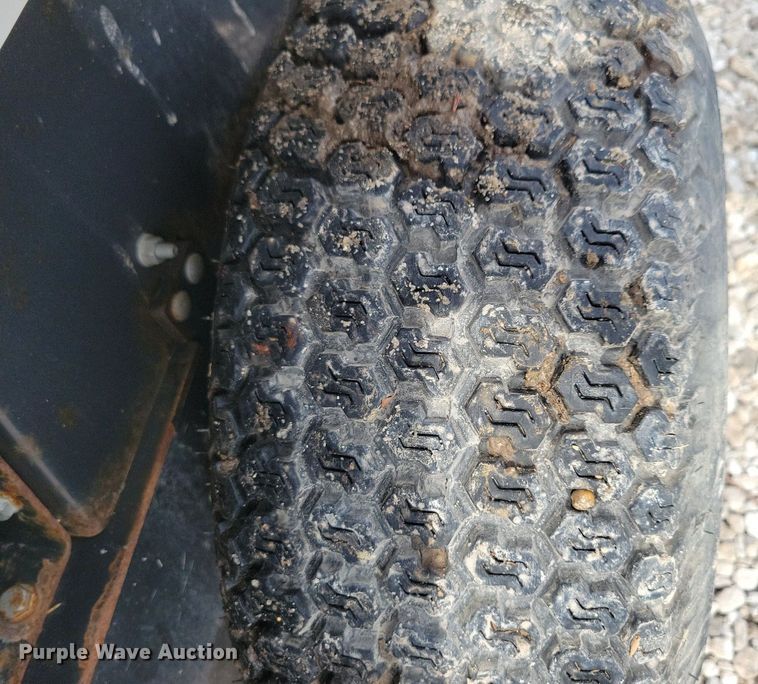 image for item IQ9957 2021 Bobcat L28  compact wheel loader