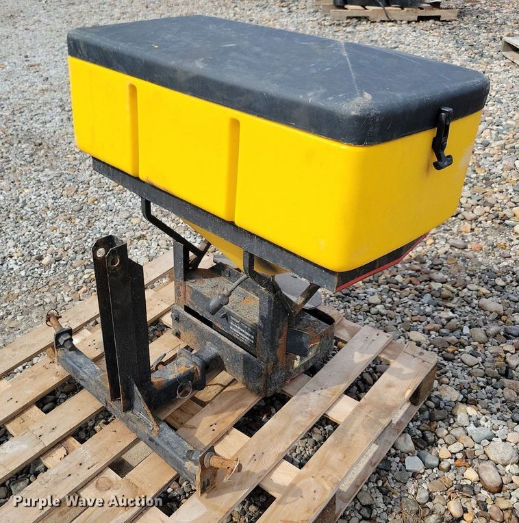 image for item IQ9958 SnowEx Mini Pro 575X  spreader