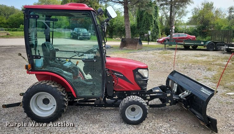image for item IQ9959 Mahindra eMax25S HST  MFWD tractor