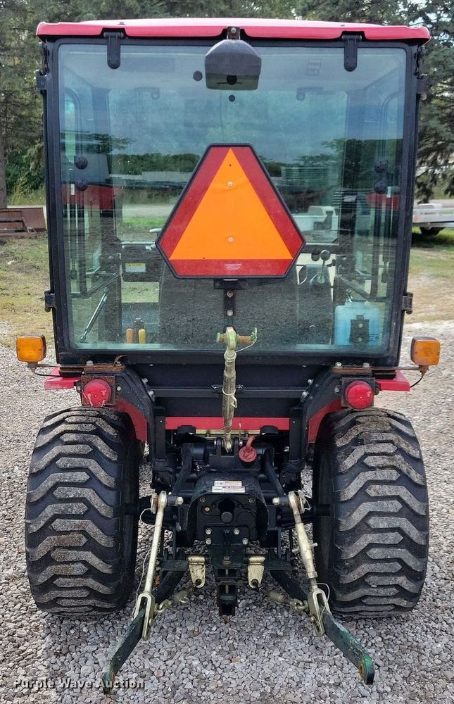 image for item IQ9959 Mahindra eMax25S HST  MFWD tractor
