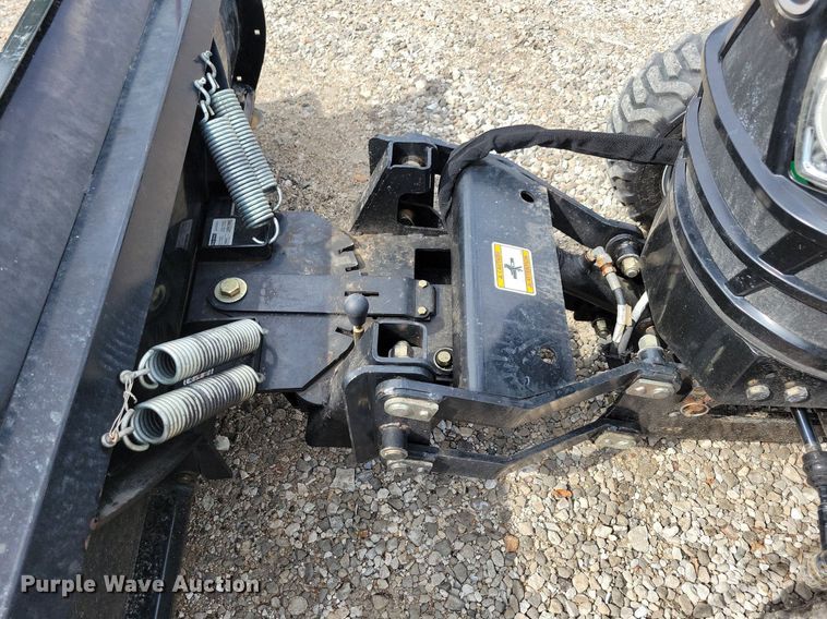 image for item IQ9959 Mahindra eMax25S HST  MFWD tractor