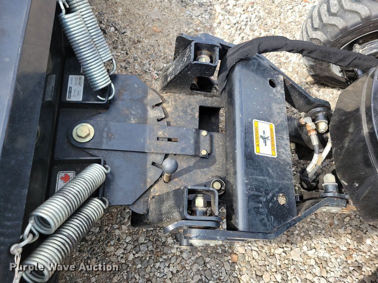 image for item IQ9959 Mahindra eMax25S HST  MFWD tractor