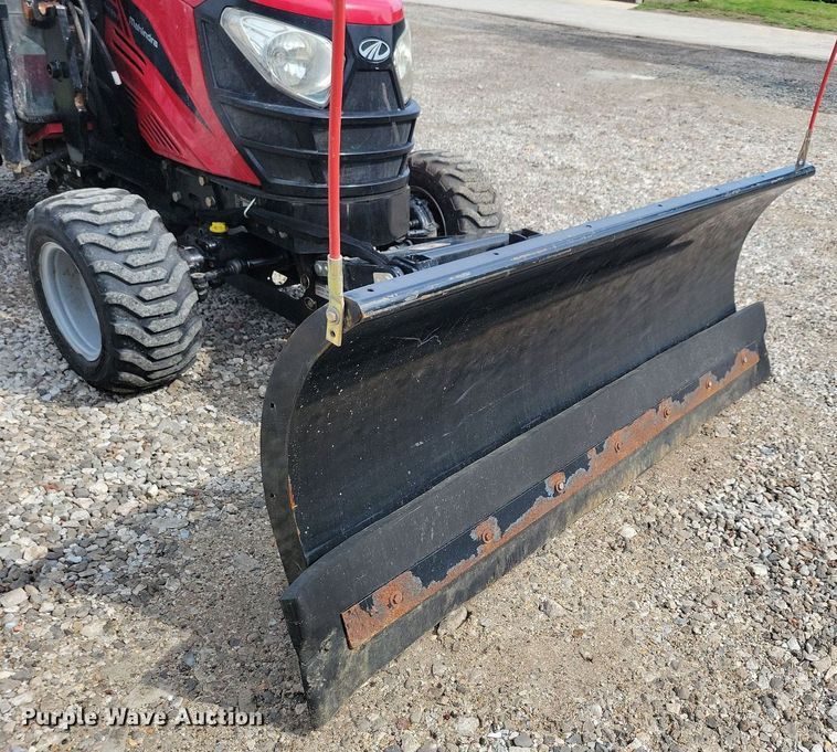 image for item IQ9959 Mahindra eMax25S HST  MFWD tractor