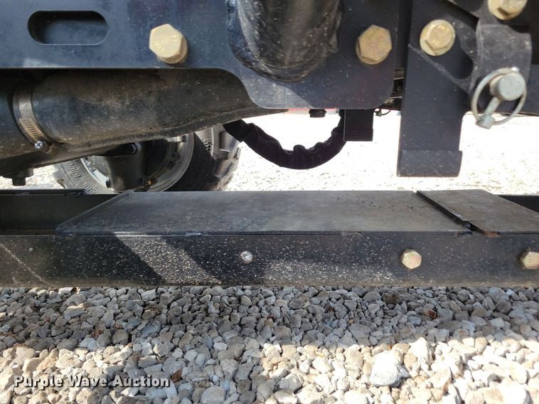 image for item IQ9959 Mahindra eMax25S HST  MFWD tractor