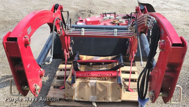 image for item IQ9959 Mahindra eMax25S HST  MFWD tractor