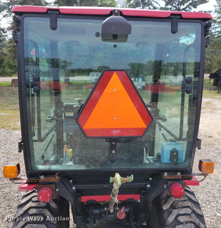 image for item IQ9959 Mahindra eMax25S HST  MFWD tractor