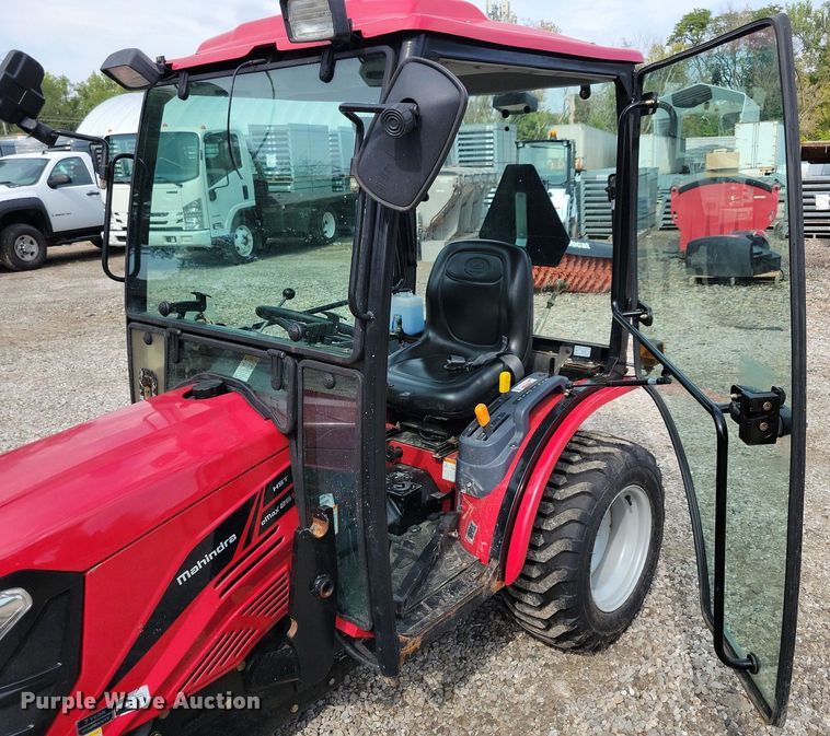 image for item IQ9959 Mahindra eMax25S HST  MFWD tractor
