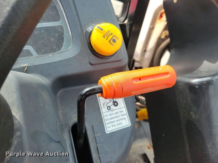 image for item IQ9959 Mahindra eMax25S HST  MFWD tractor