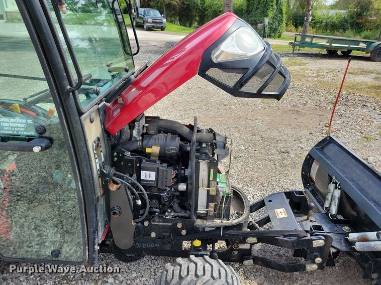 image for item IQ9959 Mahindra eMax25S HST  MFWD tractor