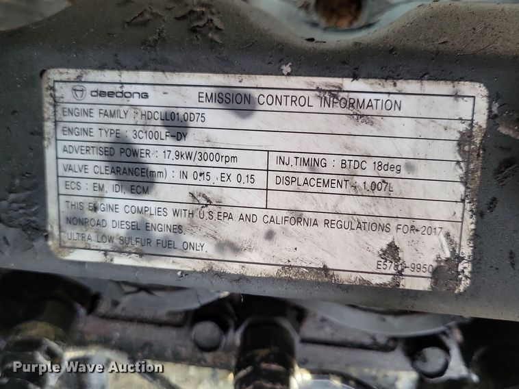 image for item IQ9959 Mahindra eMax25S HST  MFWD tractor