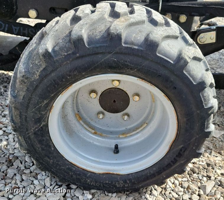 image for item IQ9959 Mahindra eMax25S HST  MFWD tractor