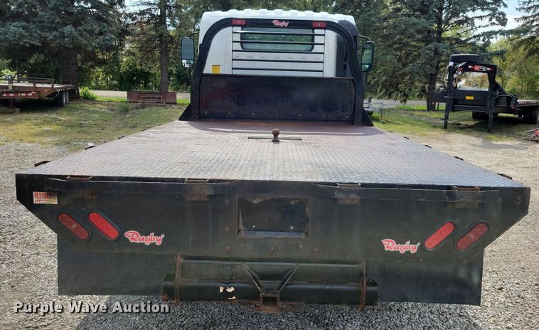 image for item IQ9960 2021 Chevrolet 4500  flatbed truck