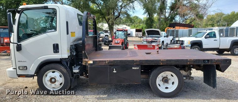 image for item IQ9960 2021 Chevrolet 4500  flatbed truck