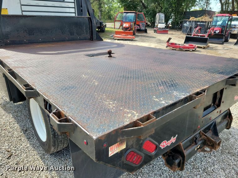 image for item IQ9960 2021 Chevrolet 4500  flatbed truck