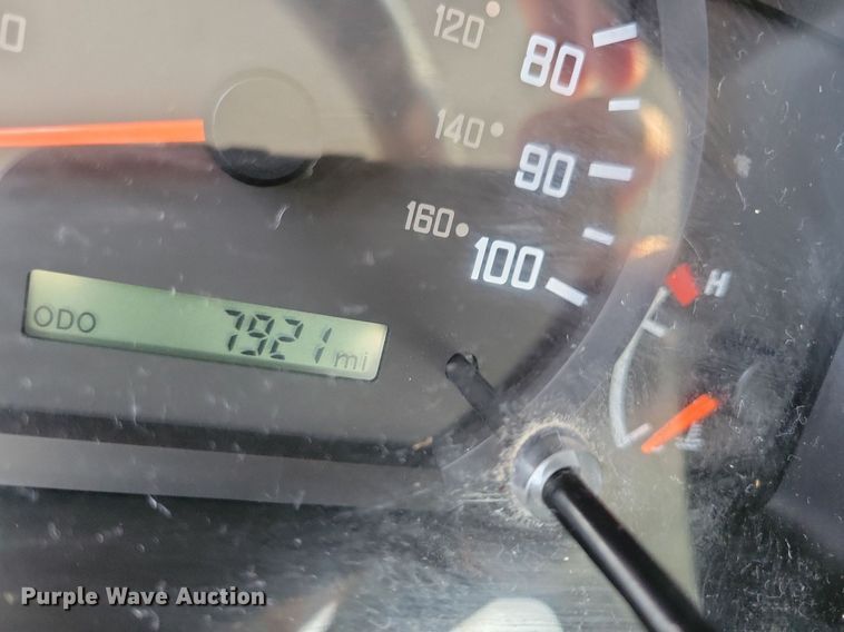 image for item IQ9960 2021 Chevrolet 4500  flatbed truck