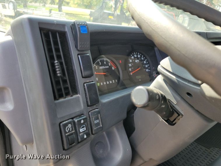 image for item IQ9960 2021 Chevrolet 4500  flatbed truck