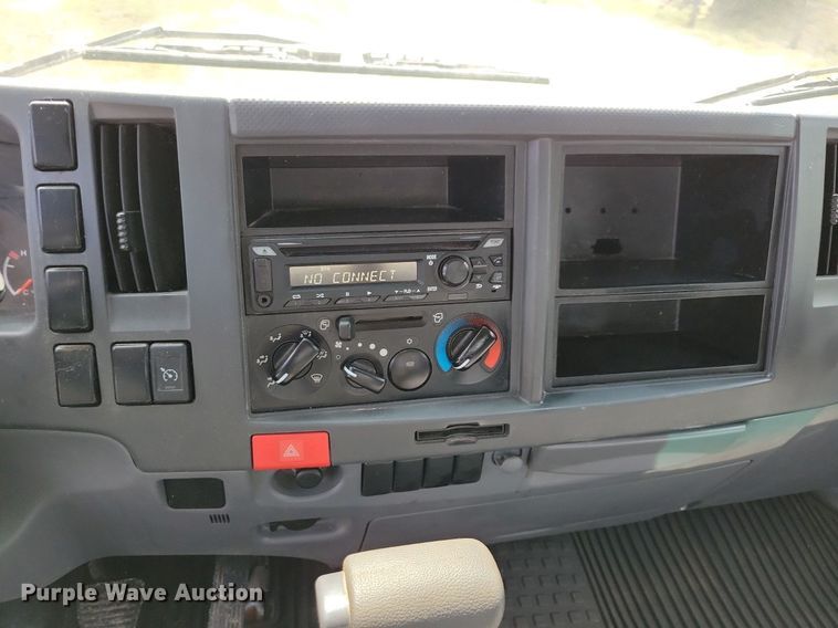 image for item IQ9960 2021 Chevrolet 4500  flatbed truck