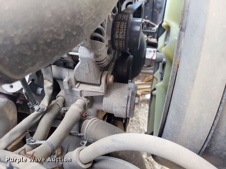 image for item IQ9960 2021 Chevrolet 4500  flatbed truck