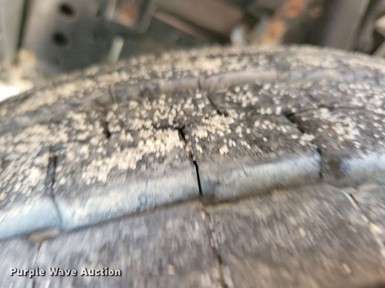 image for item IQ9960 2021 Chevrolet 4500  flatbed truck