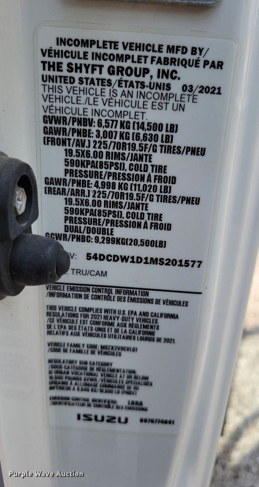 image for item IQ9960 2021 Chevrolet 4500  flatbed truck