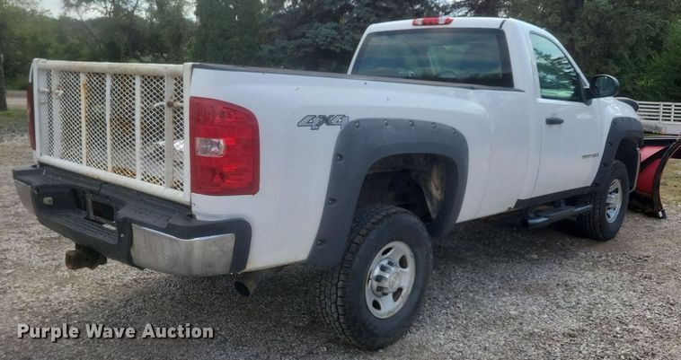 image for item IQ9961 2009 Chevrolet Silverado 2500HD  pickup truck