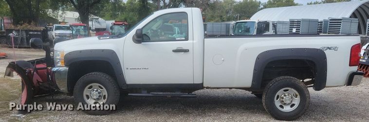 image for item IQ9961 2009 Chevrolet Silverado 2500HD  pickup truck