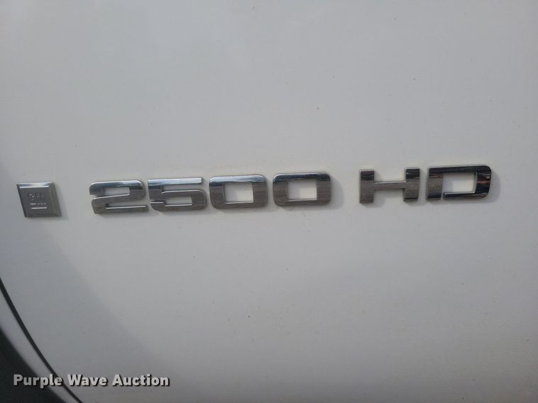 image for item IQ9961 2009 Chevrolet Silverado 2500HD  pickup truck