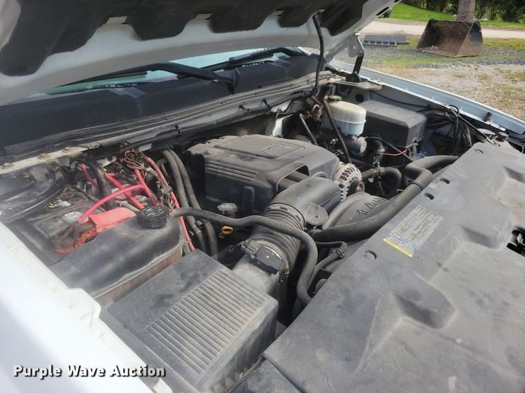 image for item IQ9961 2009 Chevrolet Silverado 2500HD  pickup truck