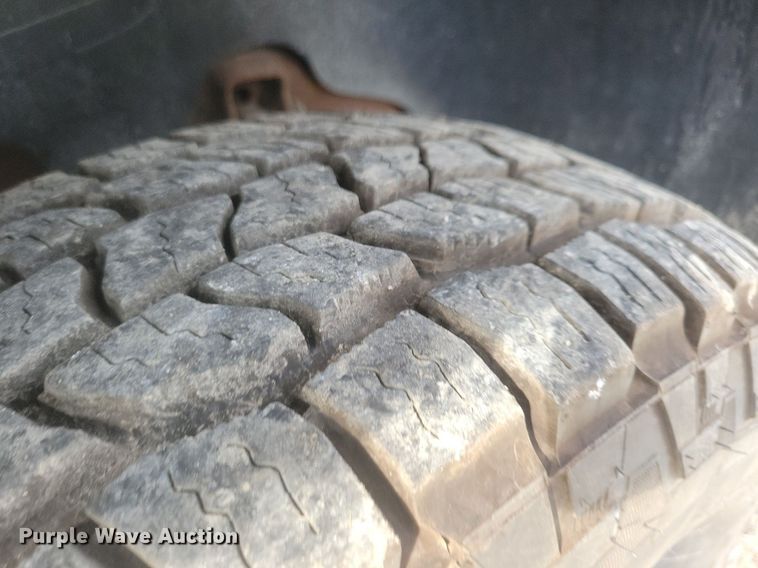 image for item IQ9961 2009 Chevrolet Silverado 2500HD  pickup truck