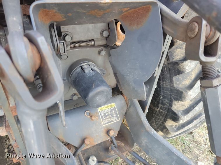 image for item IQ9962 Kubota BX2370  MFWD tractor