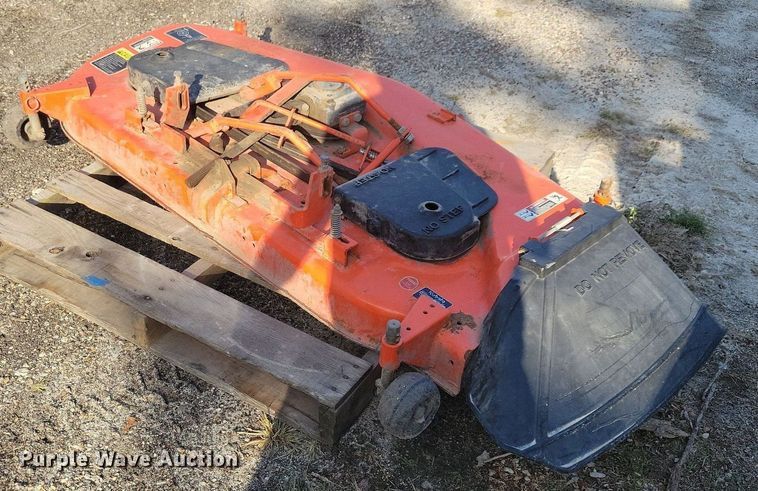 image for item IQ9962 Kubota BX2370  MFWD tractor