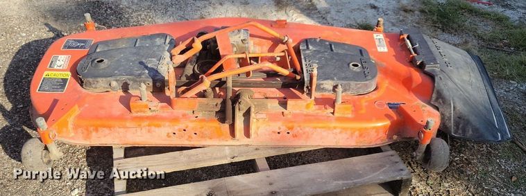 image for item IQ9962 Kubota BX2370  MFWD tractor