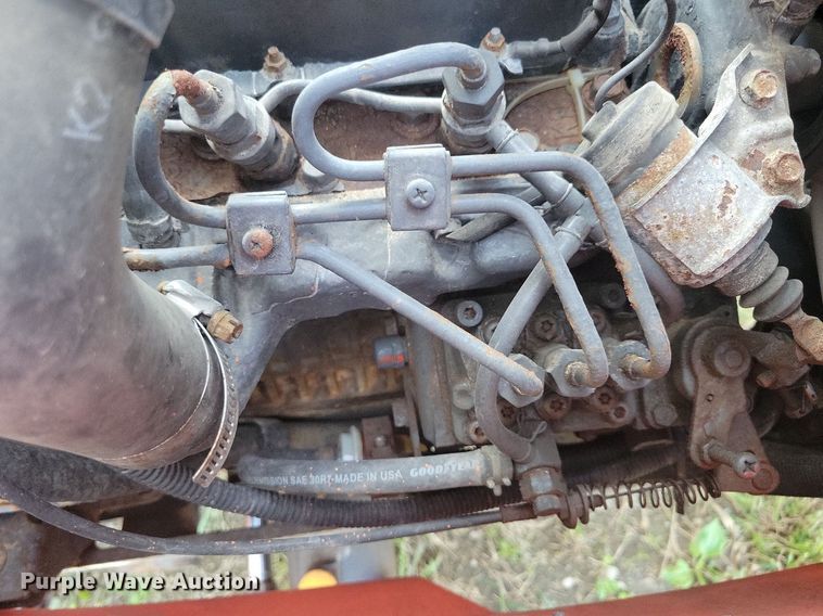 image for item IQ9962 Kubota BX2370  MFWD tractor