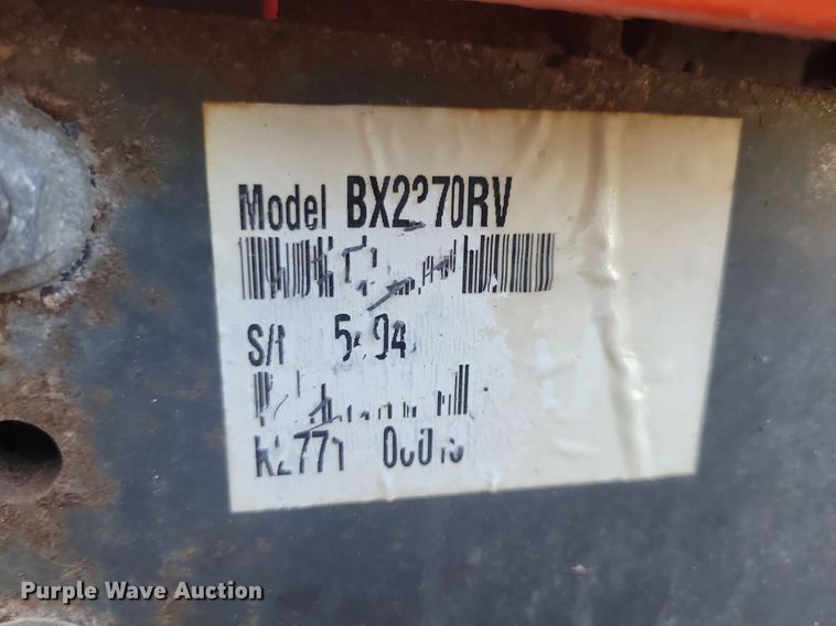 image for item IQ9962 Kubota BX2370  MFWD tractor