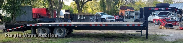 image for item IQ9963 2021 Mac-lander 29GTDWC  equipment trailer