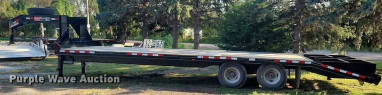 image for item IQ9963 2021 Mac-lander 29GTDWC  equipment trailer